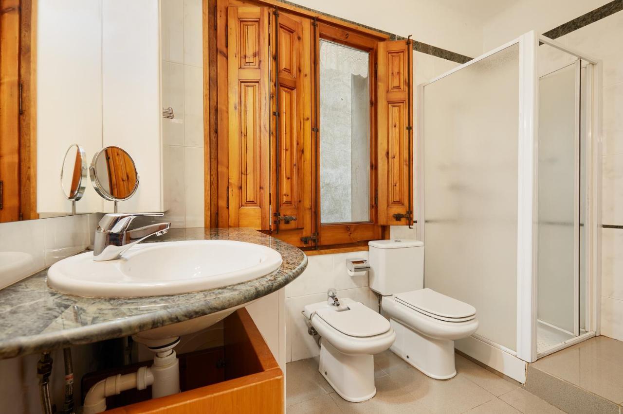Apartaments Camprodon Centre ภายนอก รูปภาพ